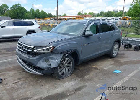 2020 Volkswagen Atlas Cross Sport 2.0T Se W/Technology/2.0T Se W/Technology R-Line from USA, damaged, VIN 1V2YC2CA4LC215683